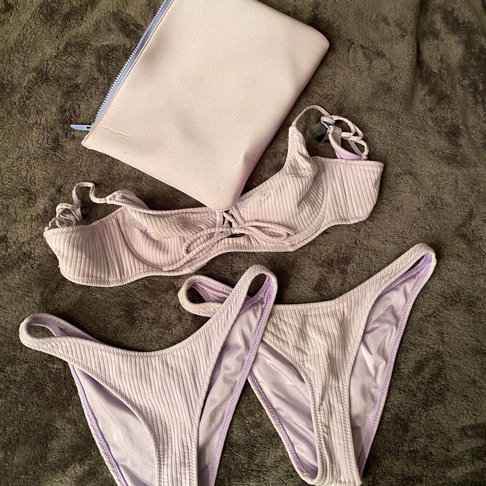 Triangl purple bikini